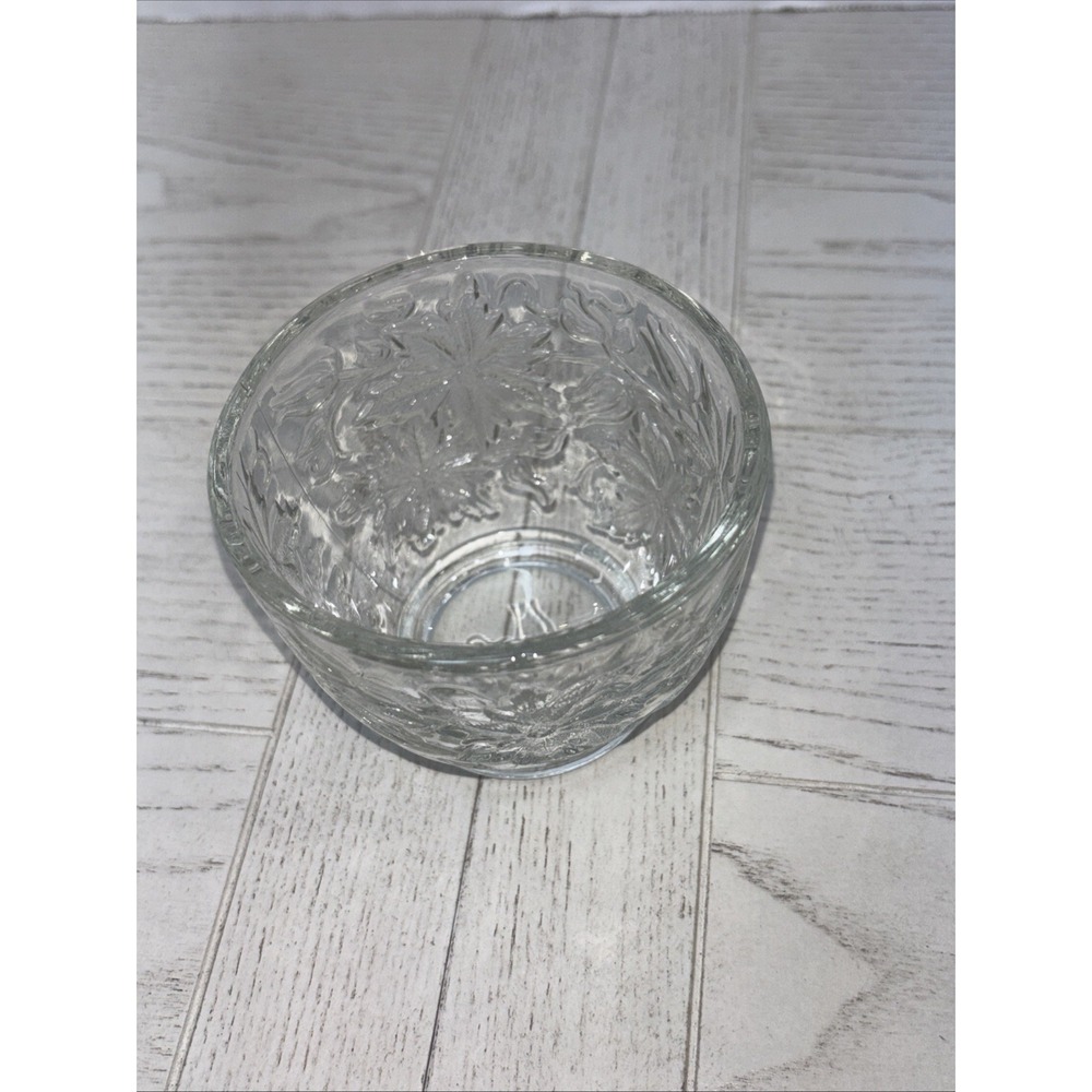 Princess House Fantasia Crystal Sugar Bowl W/O The Lid Poinsettia Floral Design. - Picture 3 of 8